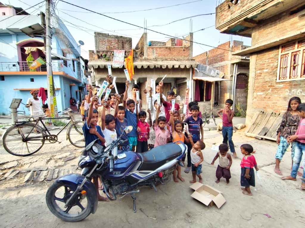 Pencil Kit Distribution